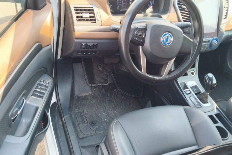 Used Dongfeng Aeolus E70 2019 500 Ultra-Comfort Edition Driver Seat