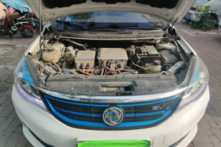 Used Dongfeng Aeolus E70 2019 500 Ultra-Comfort Edition Engine Bay