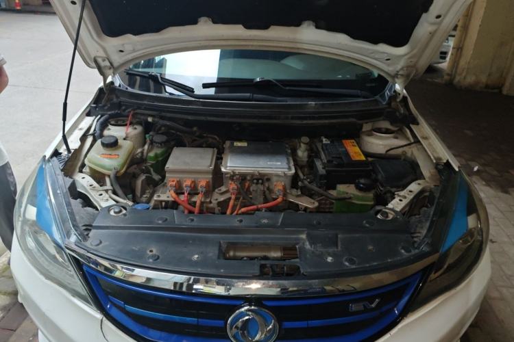 Used Dongfeng Aeolus E70 2019 500 Ultra-Comfort Edition Engine Bay
