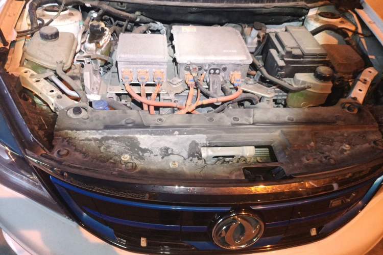 Used Dongfeng Aeolus E70 2019 500 Ultra-Comfort Edition Engine Bay