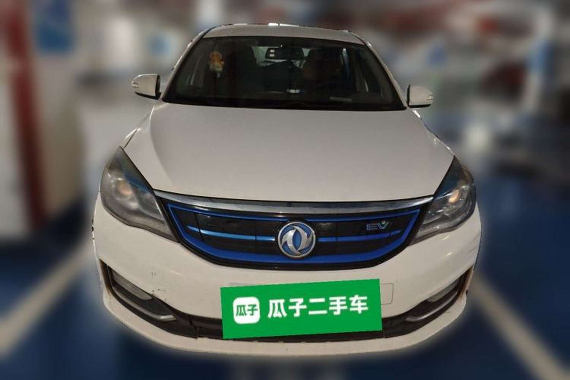 Used Dongfeng Aeolus E70 2019 500 Ultra-Comfort Edition Front