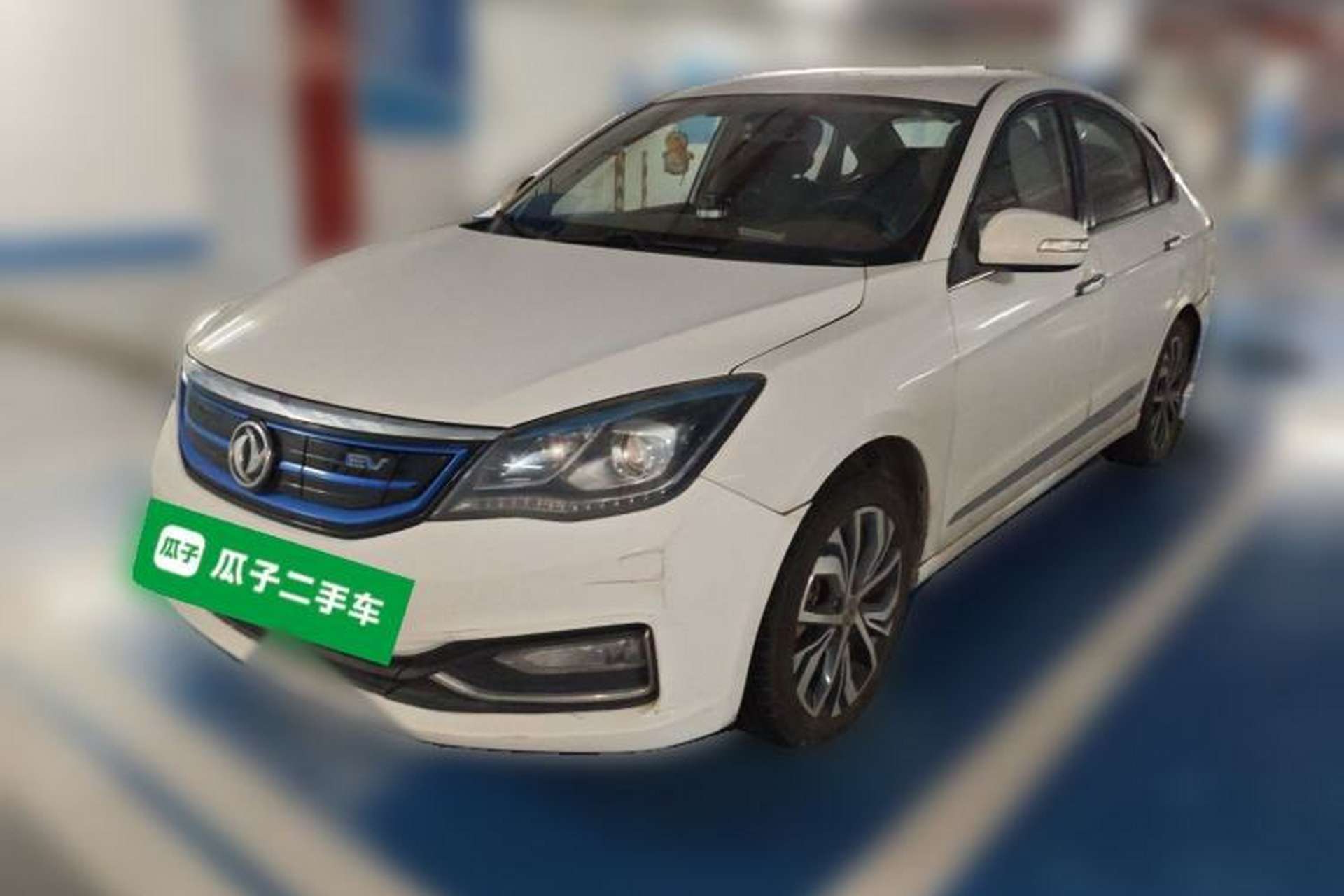 Used Dongfeng Aeolus E70 2019 500 Ultra-Comfort Edition Front Left 45 Deg