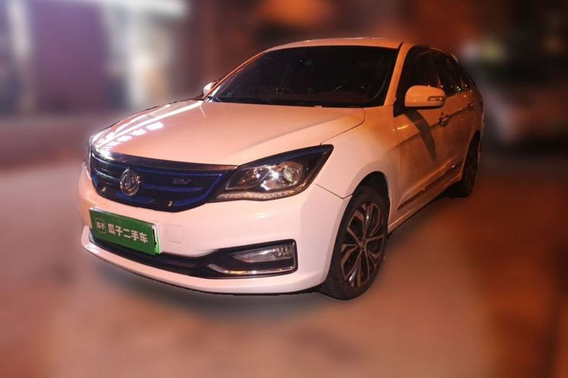 Used Dongfeng Aeolus E70 2019 500 Ultra-Comfort Edition Front Left 45 Deg