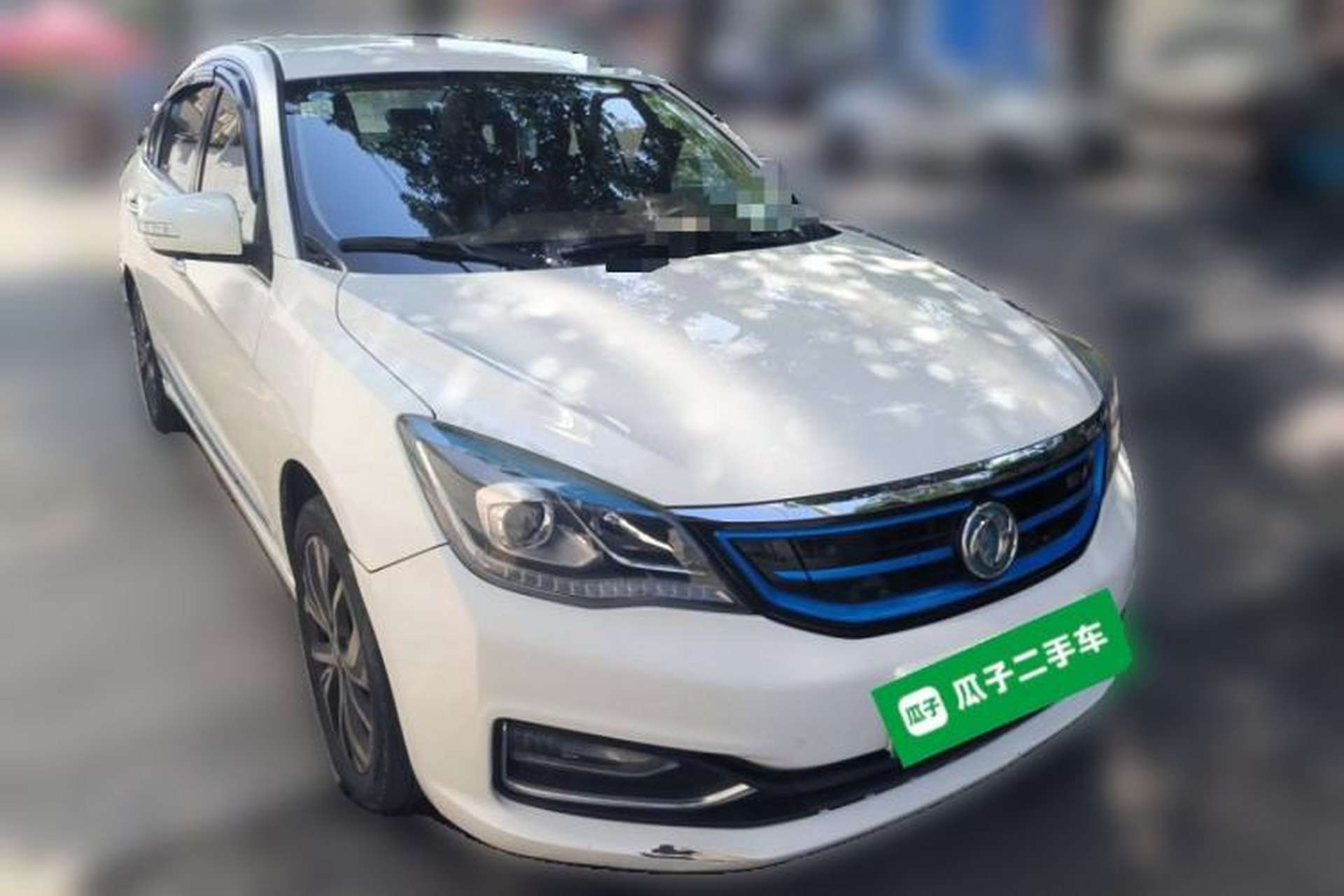 Used Dongfeng Aeolus E70 2019 500 Ultra-Comfort Edition Front Right 45 Deg