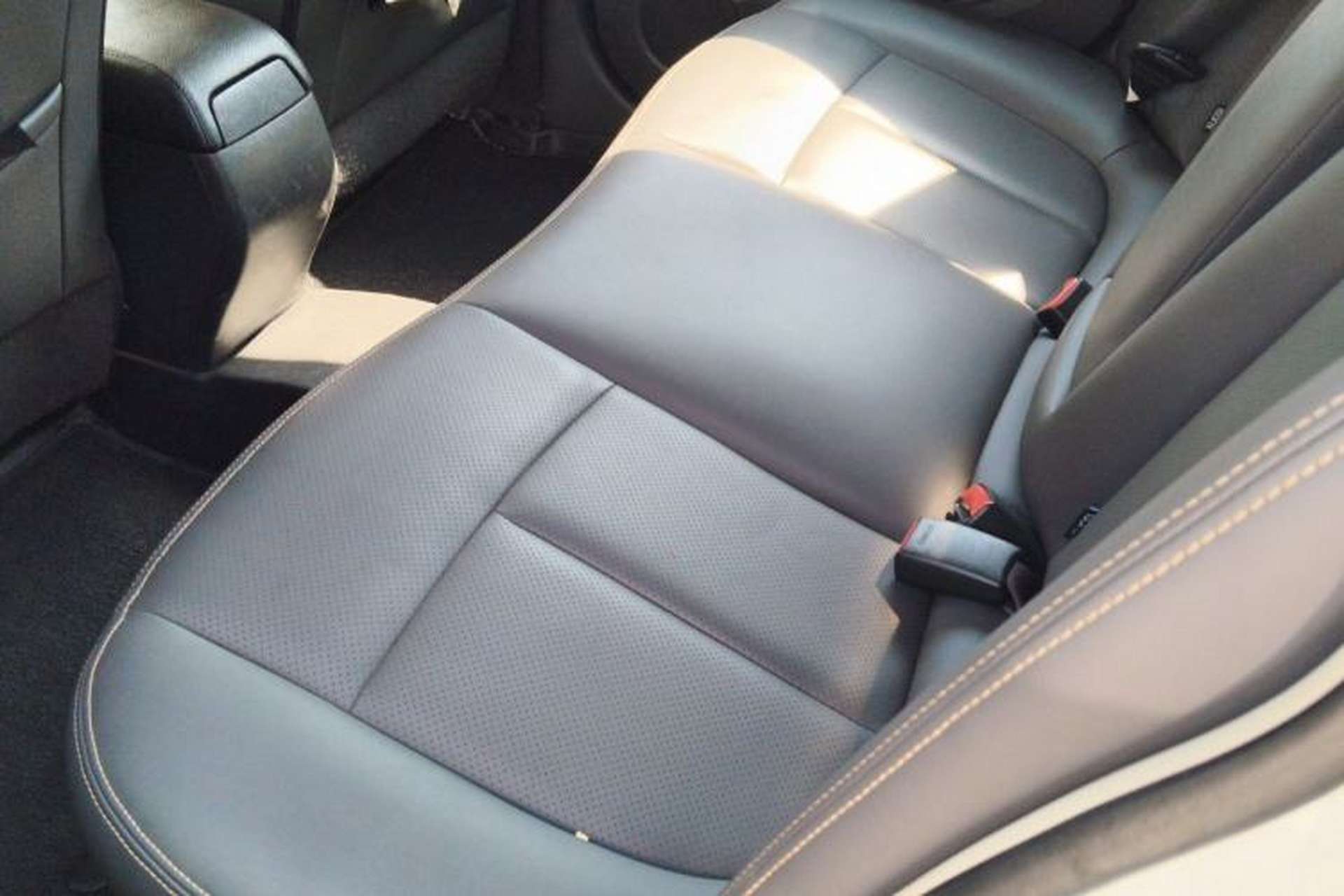 Used Dongfeng Aeolus E70 2019 500 Ultra-Comfort Edition Left Rear Seat