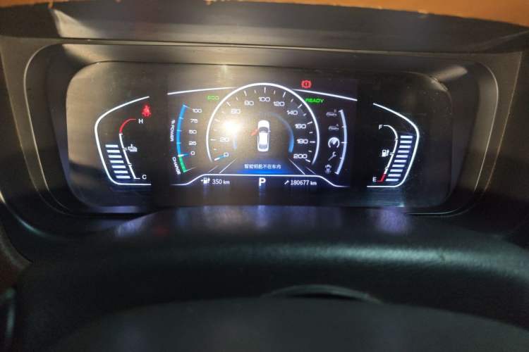Used Dongfeng Aeolus E70 2019 500 Ultra-Comfort Edition Odometer Close Up