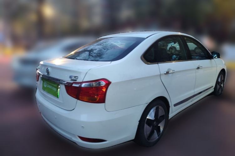 Used Dongfeng Aeolus E70 2019 500 Ultra-Comfort Edition Rear Right 45 Deg