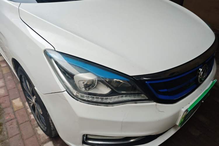 Used Dongfeng Aeolus E70 2019 500 Ultra-Comfort Edition Right Front Headlight