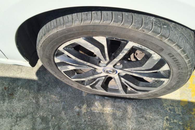 Used Dongfeng Aeolus E70 2019 500 Ultra-Comfort Edition Right Front Wheel Hub