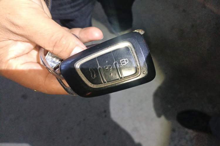Used Dongfeng Aeolus E70 2019 500 Ultra-Comfort Edition Vehicle Key