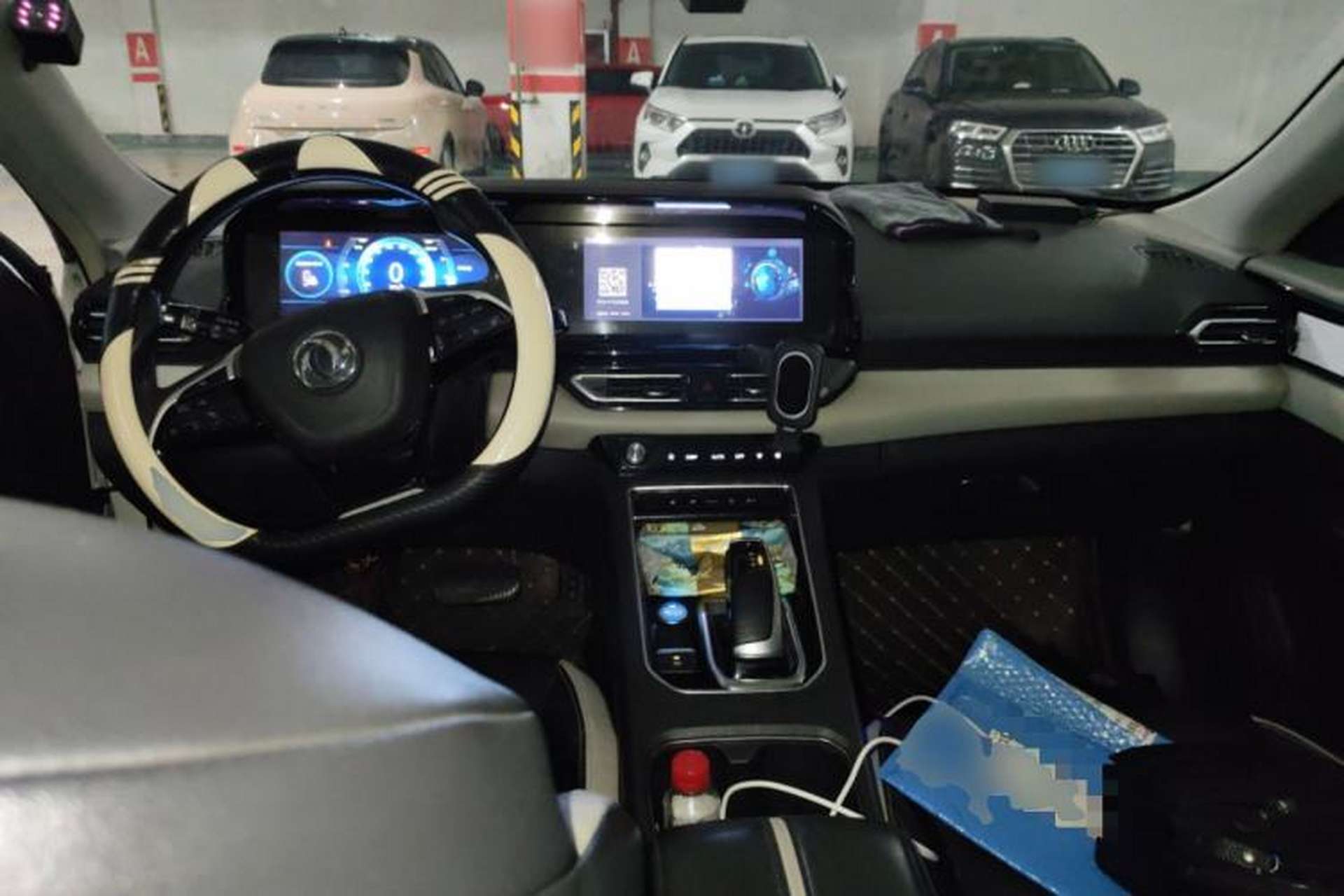 Used Dongfeng Aeolus E70 2020 500 Supreme Edition Center Console