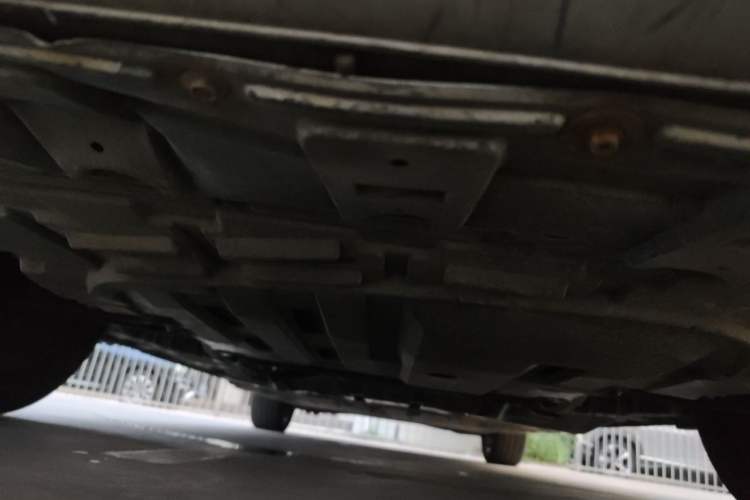 Used Dongfeng Aeolus E70 2020 500 Super Delight Edition Chassis Front