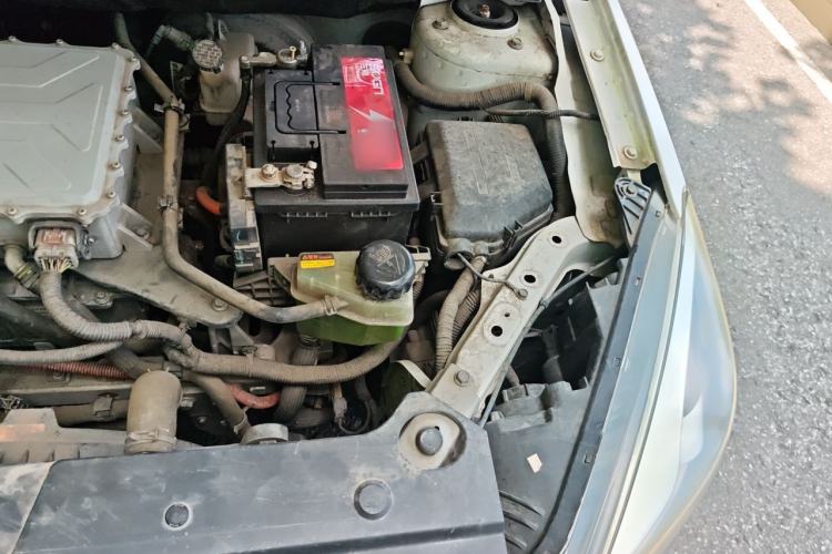 Used Dongfeng Aeolus E70 2020 500 Super Delight Edition Engine Bay Left