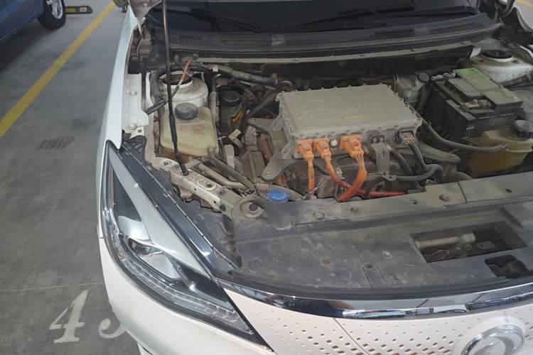Used Dongfeng Aeolus E70 2020 600 Super Delight Edition Engine Bay Right