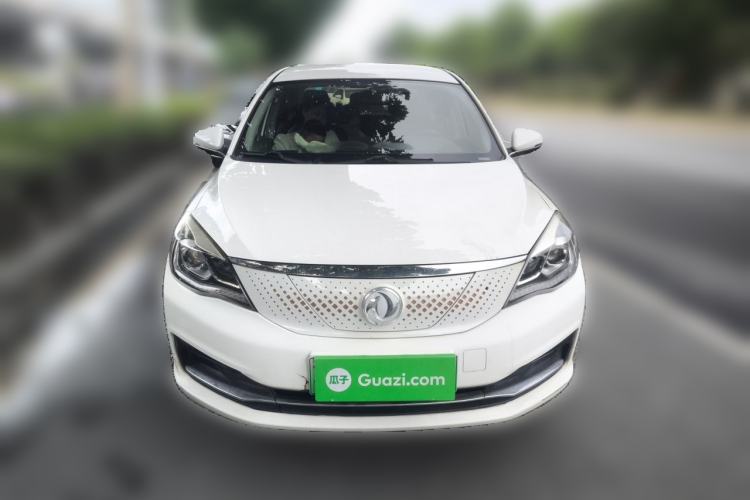 Used Dongfeng Aeolus E70 2020 500 Super Delight Edition Front
