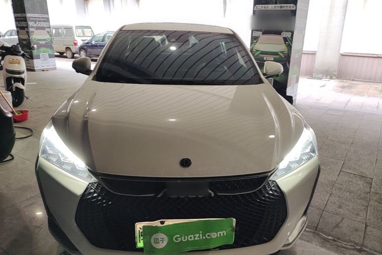 Used Dongfeng Aeolus E70 2020 500 Supreme Edition Front