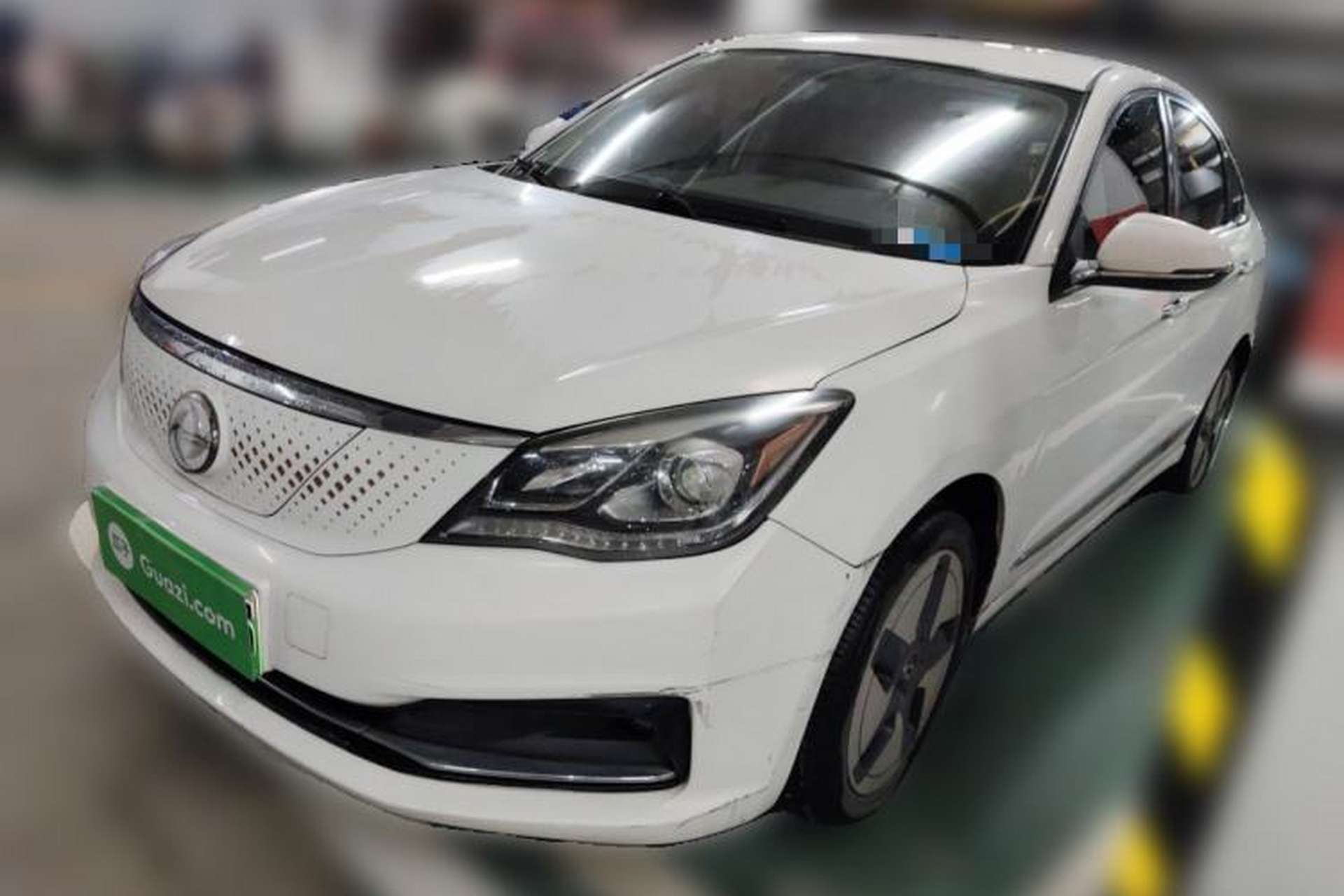 Used Dongfeng Aeolus E70 2020 500 Supreme Edition Front Left 45 Deg