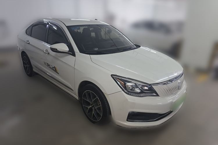 Used Dongfeng Aeolus E70 2020 600 Super Delight Edition Front Right 45 Deg