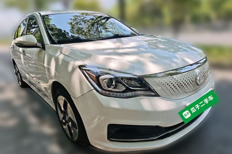 Used Dongfeng Aeolus E70 2020 500 Super Delight Edition Front Right 45 Deg
