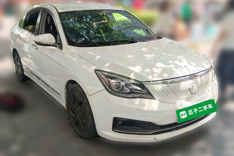 Used Dongfeng Aeolus E70 2020 500 Super Delight Edition Front Right 45 Deg
