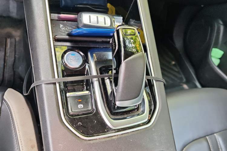 Used Dongfeng Aeolus E70 2020 500 Super Delight Edition Gear Lever