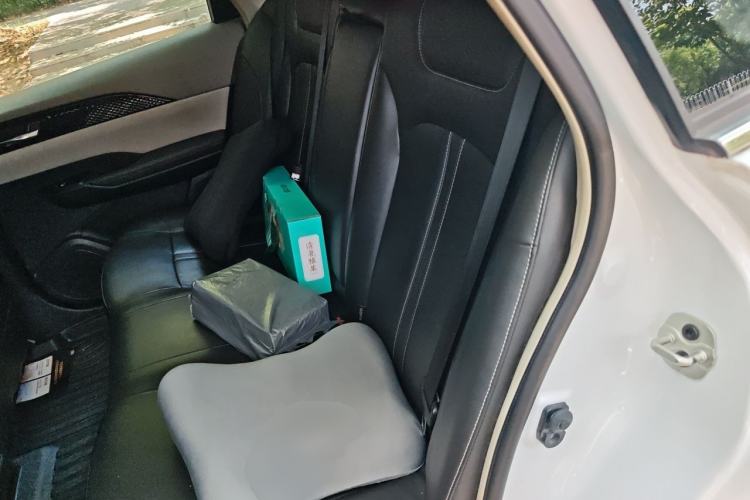 Used Dongfeng Aeolus E70 2020 500 Super Delight Edition Left Rear Seat