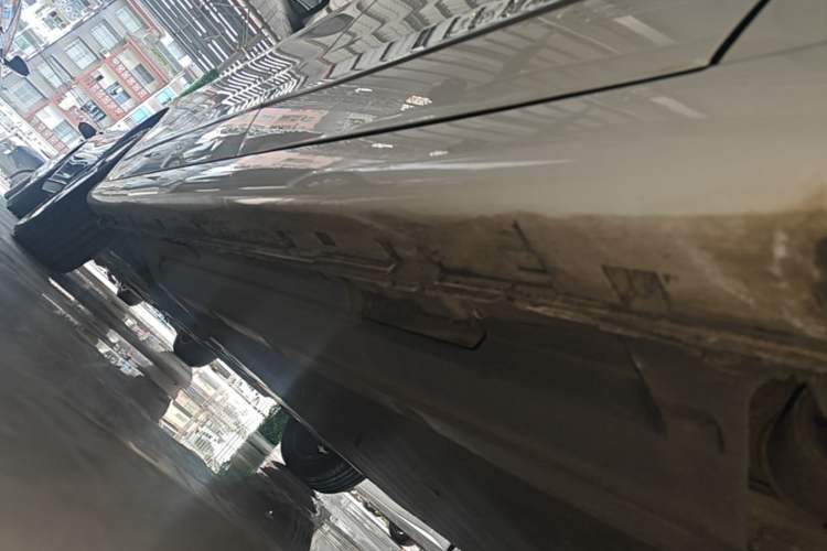 Used Dongfeng Aeolus E70 2020 500 Supreme Edition Left Side Sill