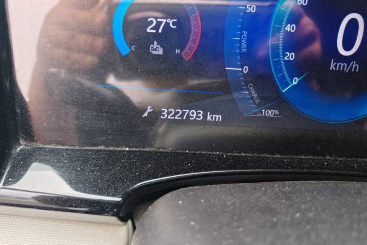 Used Dongfeng Aeolus E70 2020 500 Super Delight Edition Odometer Close Up