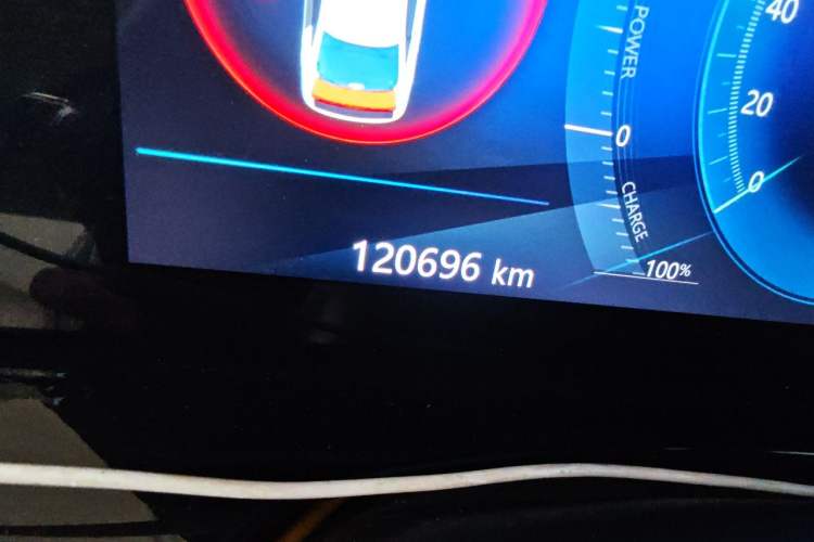 Used Dongfeng Aeolus E70 2020 500 Super Delight Edition Odometer Close Up