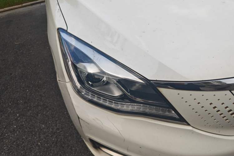 Used Dongfeng Aeolus E70 2020 500 Super Delight Edition Right Front Headlight