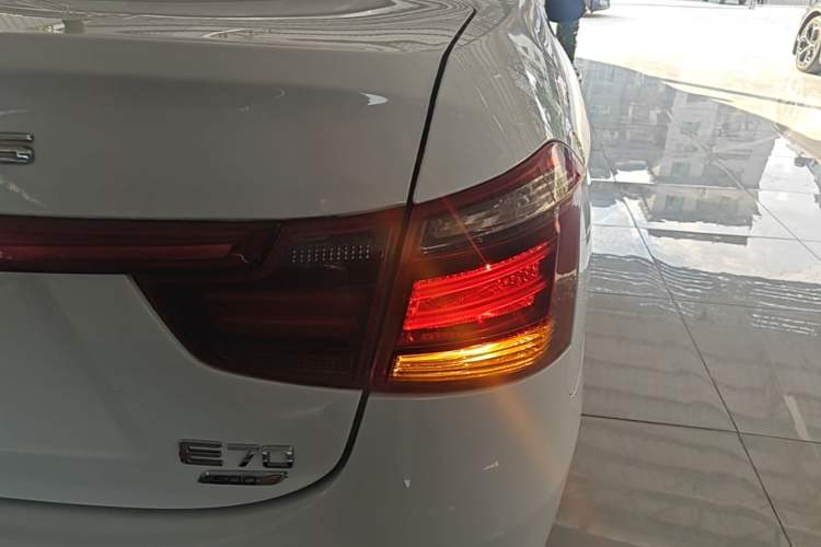 Used Dongfeng Aeolus E70 2020 500 Supreme Edition Right Rear Taillight