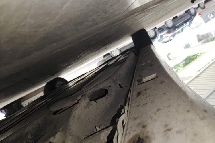Used Dongfeng Aeolus E70 2020 500 Supreme Edition Right Side Sill