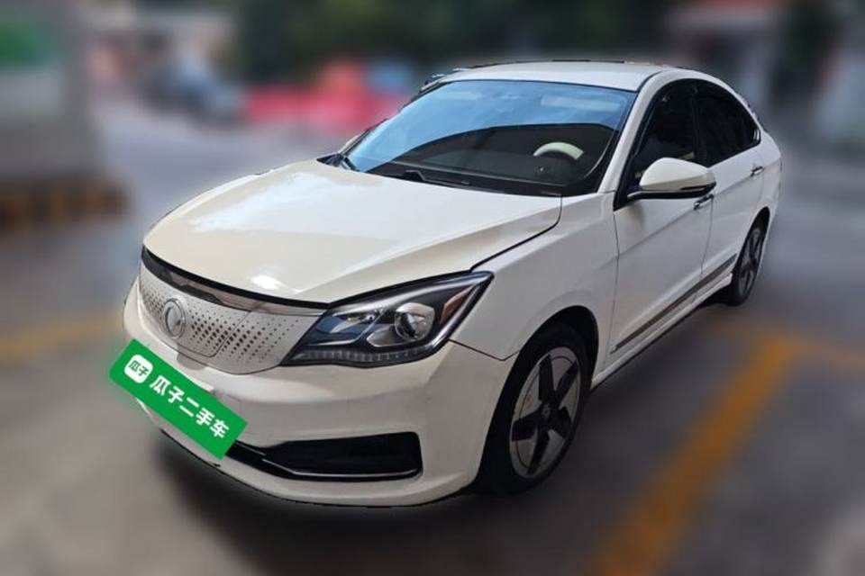 Dongfeng Aeolus E70 2020