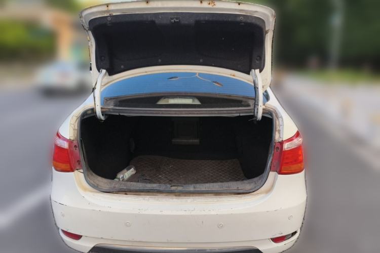 Used Dongfeng Aeolus E70 2020 500 Supreme Edition Trunk