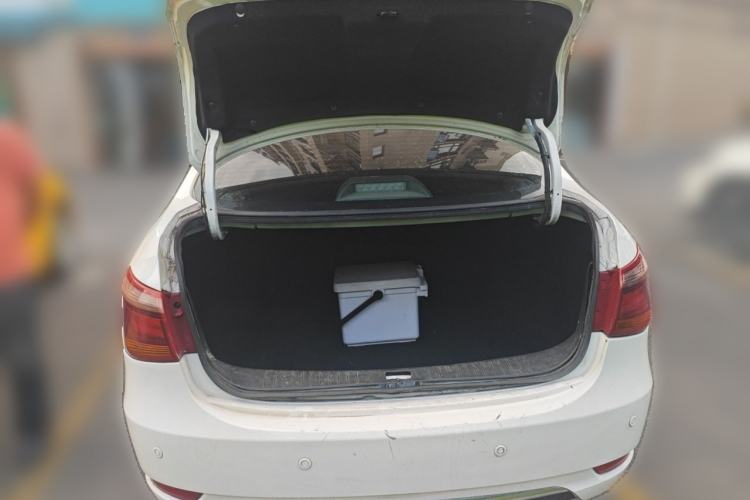 Used Dongfeng Aeolus E70 2020 500 Super Delight Edition Trunk