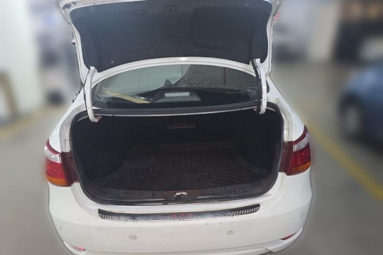 Used Dongfeng Aeolus E70 2020 600 Super Delight Edition Trunk