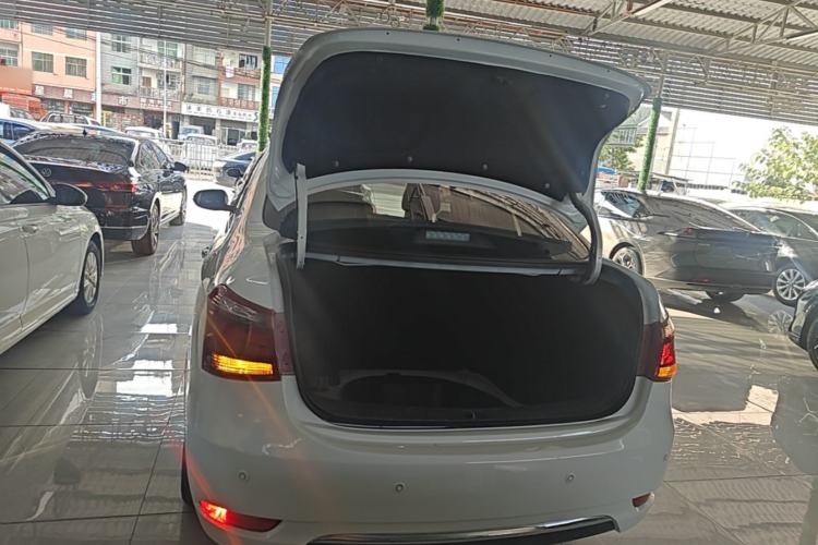 Used Dongfeng Aeolus E70 2020 500 Supreme Edition Trunk