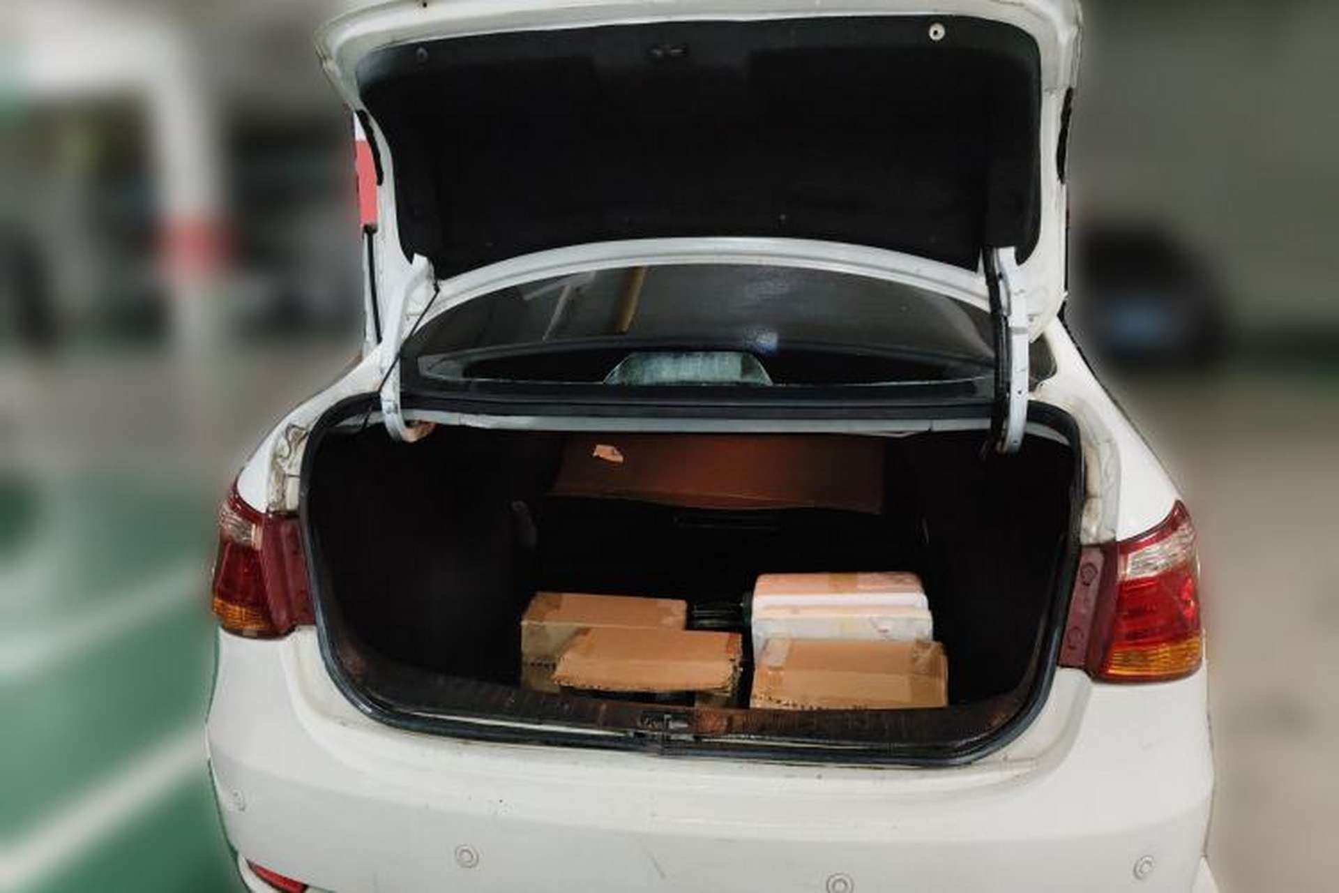 Used Dongfeng Aeolus E70 2020 500 Supreme Edition Trunk