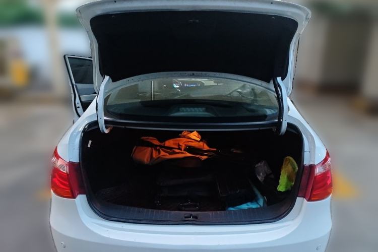 Used Dongfeng Aeolus E70 2020 500 Super Delight Edition Trunk