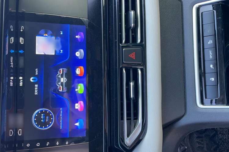 Used Dongfeng Aeolus E70 2021 Revised Version 500 Ultra-Comfort Edition Audio And AC Panel