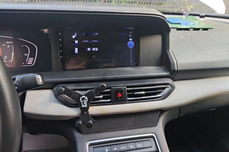 Used Dongfeng Aeolus E70 2021 Revised Version 3 500 Ultra-Comfort Edition Audio And AC Panel