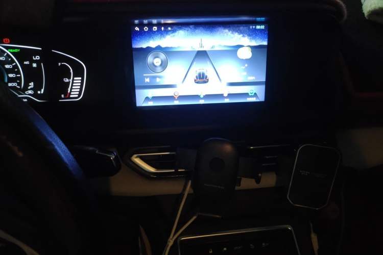 Used Dongfeng Aeolus E70 2021 500 Ultra-Comfort Edition Audio And AC Panel