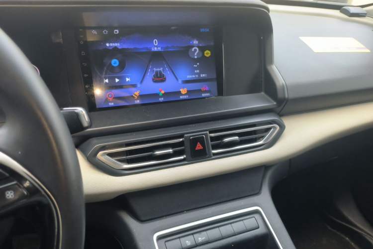 Used Dongfeng Aeolus E70 2021 Revised Version 360H Battery-Swap Edition Audio And AC Panel