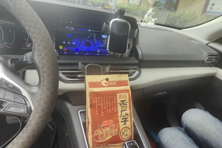 Used Dongfeng Aeolus E70 2021 Revised Version 500 Pro Super-Enjoy Edition Audio And AC Panel