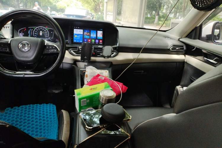 Used Dongfeng Aeolus E70 2021 Revised Version 360H Battery-Swap Edition Audio And AC Panel