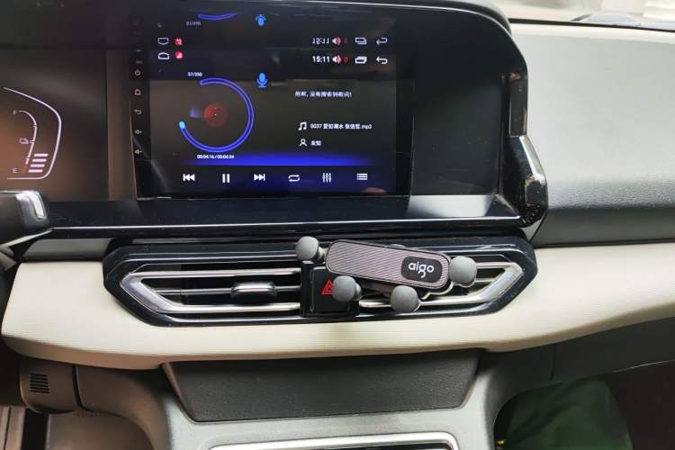 Used Dongfeng Aeolus E70 2021 Revised Version 500 Ultra-Comfort Edition Audio And AC Panel