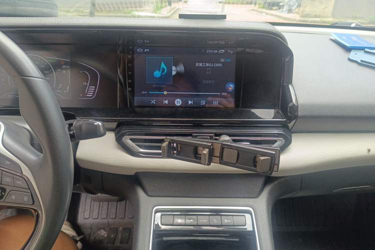 Used Dongfeng Aeolus E70 2021 Revised Version 500 Ultra-Comfort Edition Audio And AC Panel