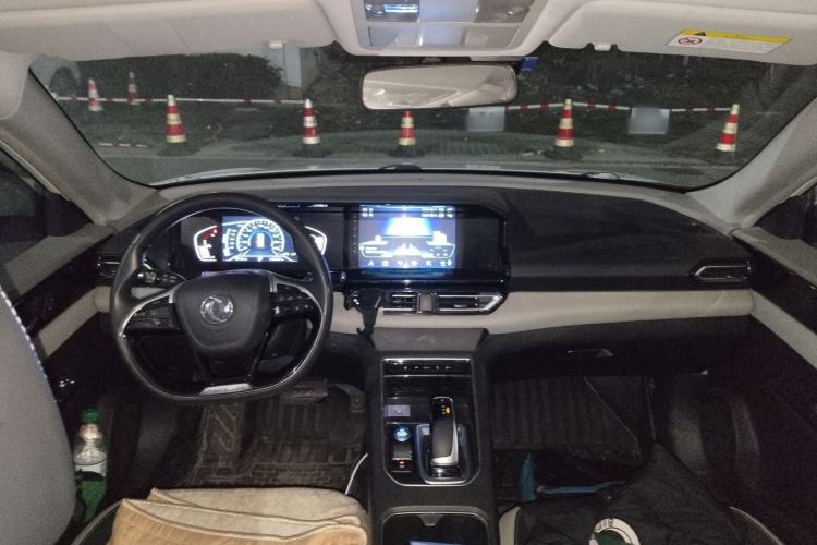 Used Dongfeng Aeolus E70 2021 Revised Version 500 Ultra-Comfort Edition Center Console