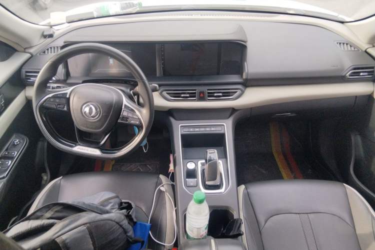 Used Dongfeng Aeolus E70 2021 Revised Version 500 Ultra-Comfort Edition Center Console