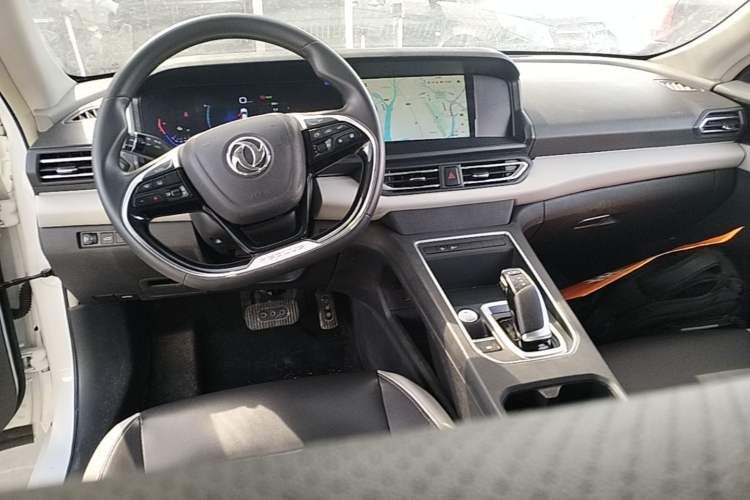 Used Dongfeng Aeolus E70 2021 360H Battery-Swap Version Center Console